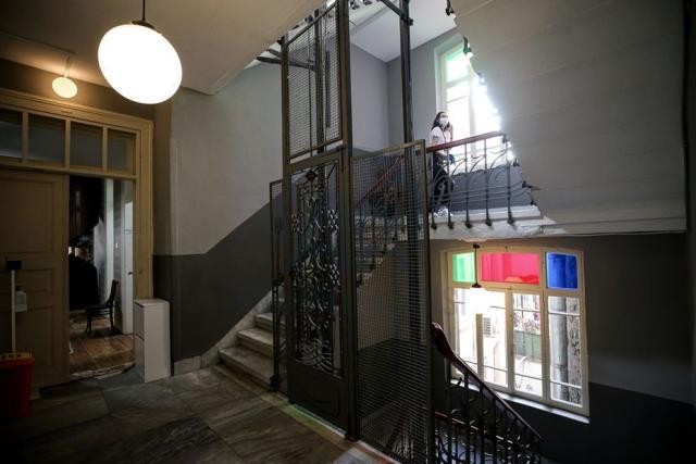 Bülent Ersoy bu serialın çəkildiyi binanı SATIN ALDI