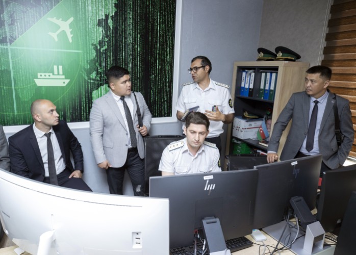 Gömrük Komitəsində Qırğızıstan nümayəndə heyətilə görüş keçirilib - FOTO