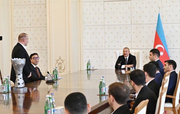 Prezident Avropa çempionu olan komandamızı qəbul etdi - FOTOLAR (YENİLƏNİB)