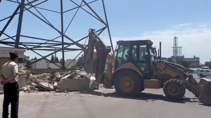 Bakıda restoranın hasarı bu görüntüyə görə söküldü - VİDEO
