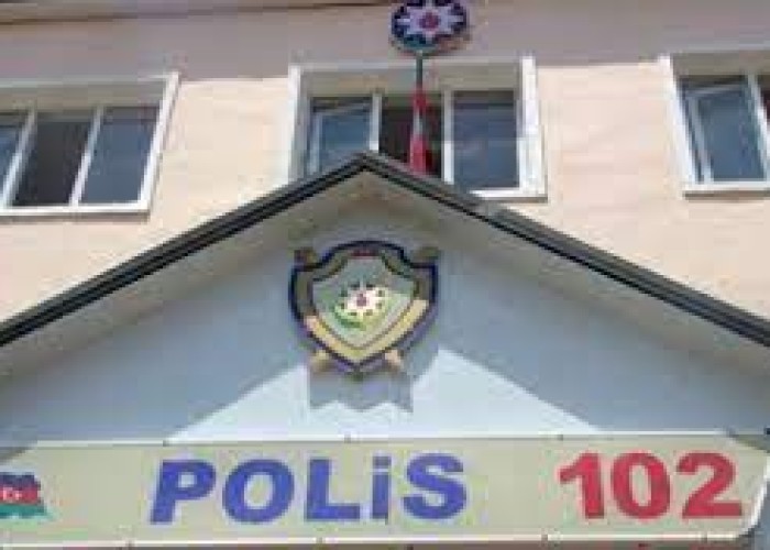 Saxlanılan şəxs polis şöbəsində özünü DOĞRADI