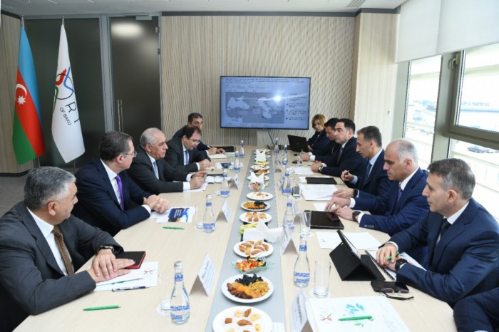 Baş nazir Ələt Azad İqtisadi Zonasında görülən işlərlə tanış olub - FOTO