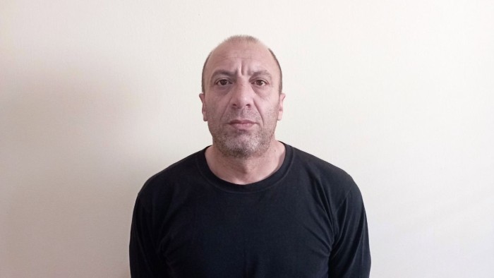 Şirvan sakini saxlanıldı, “Porsche"də avtomat aşkarlandı