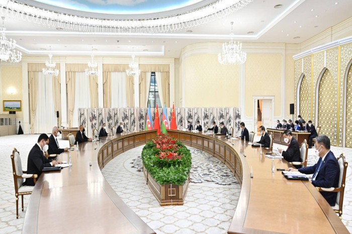 İlham Əliyev Səmərqənddə Çin lideri ilə GÖRÜŞÜB - FOTO