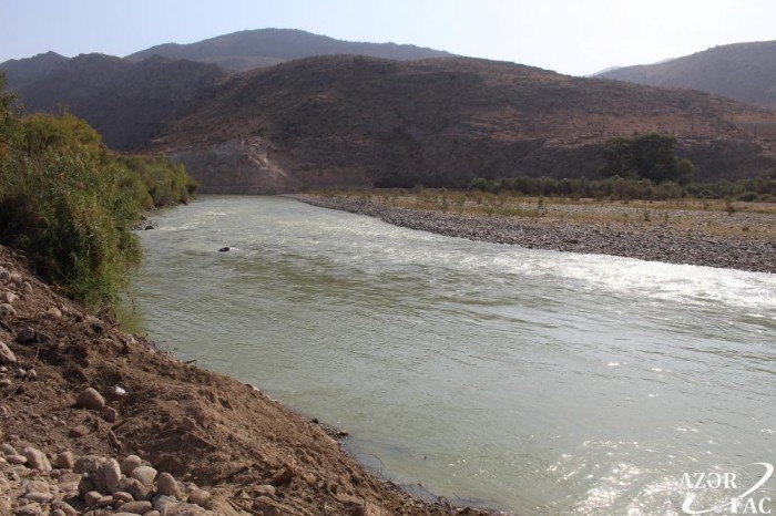 Ağbənd avtomobil yolu körpüsünün təməli qoyulub - FOTOLAR