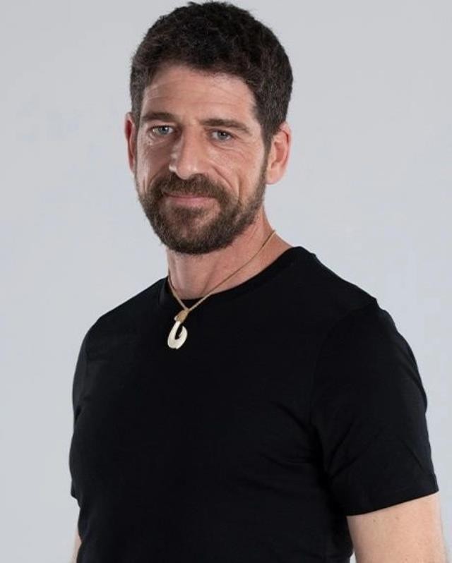 Məşhur aktyor “Camdaki kız”da - FOTO