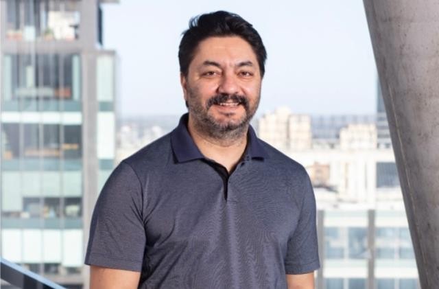 Məşhur aktrisa sevgilisi ilə görüntüləndi - FOTOLAR