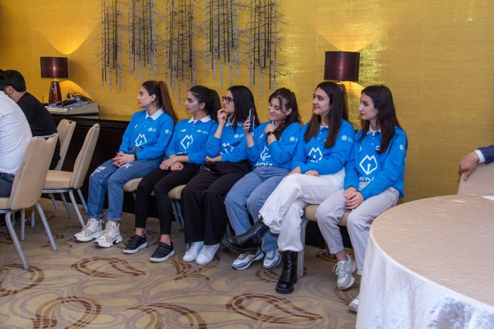 Qəzet əməkdaşları üçün təlim keçirildi - FOTOLAR