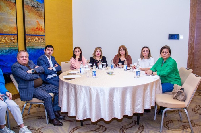 Qəzet əməkdaşları üçün təlim keçirildi - FOTOLAR