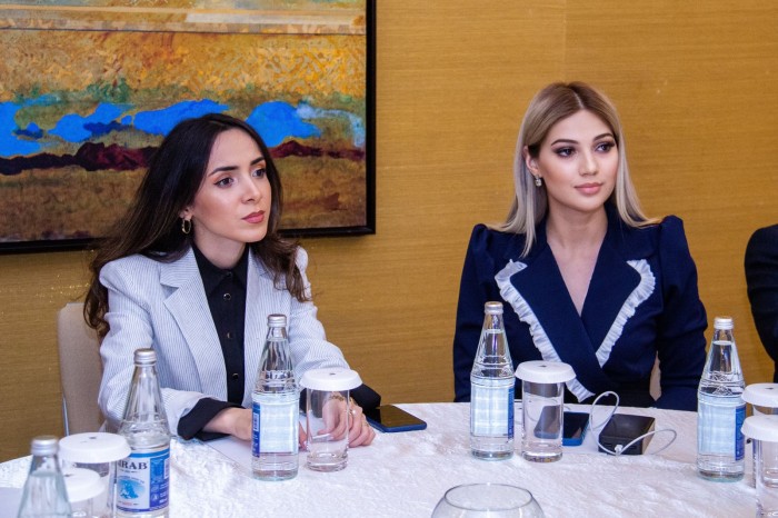 Qəzet əməkdaşları üçün təlim keçirildi - FOTOLAR