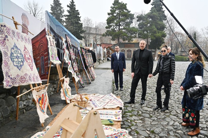 Prezident və xanımı "Yuxarı Baş” ərazisində aparılan işlərlə tanış oldu -YENİLƏNİB (FOTO)