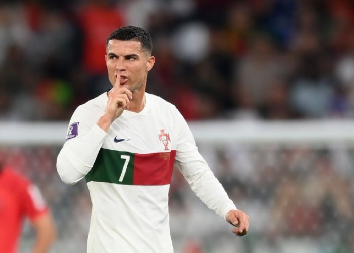 "Ona dedim ki, "ağzını yum" - Ronaldo