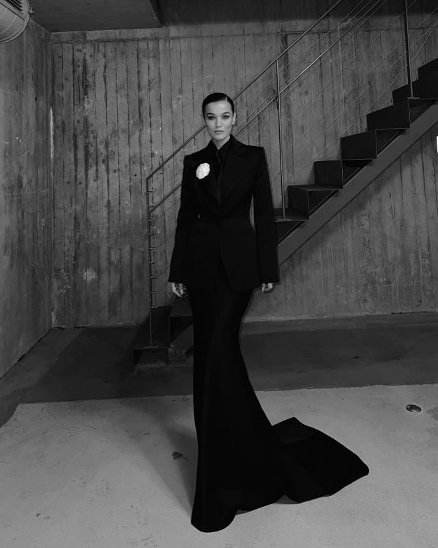 Aktrisa Müslüm Gürsəsə bənzədildi - FOTOLAR