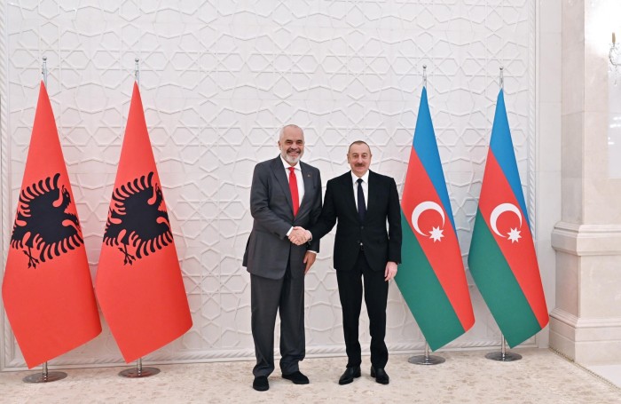 İlham Əliyevin Edi Rama ilə təkbətək görüşü oldu - FOTOLAR (YENİLƏNİB)