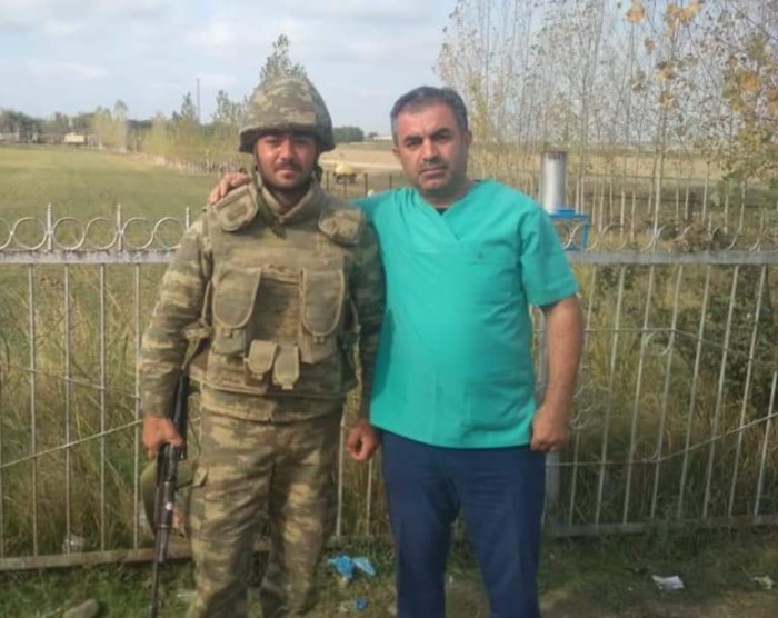 17 bıçaq zərbəsi ilə öldürülən şəhidin əmisi imiş - FOTOLAR