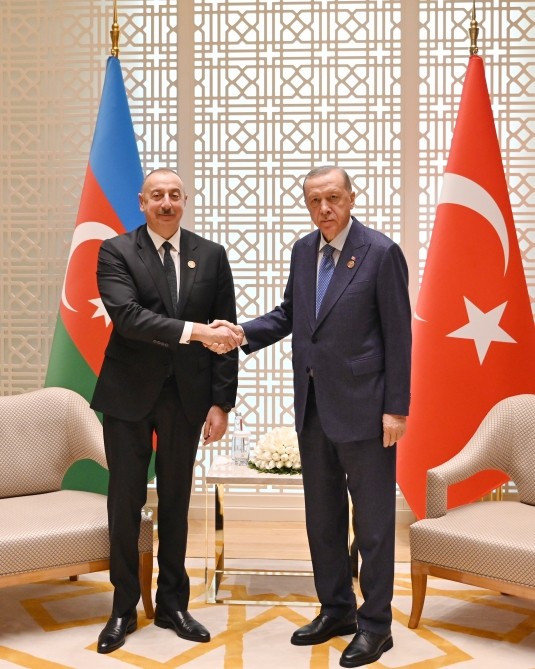 Prezident Ərdoğanla hərbi əməkdaşlığı müzakirə edib -  YENİLƏNİB (FOTO)