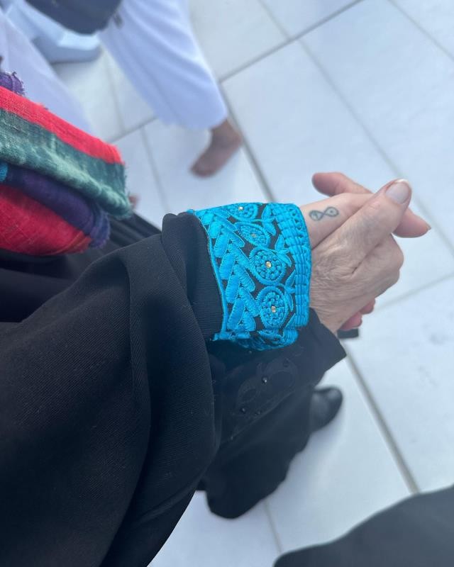 Gülben Ergen Ümrəyə getdi - FOTOLAR