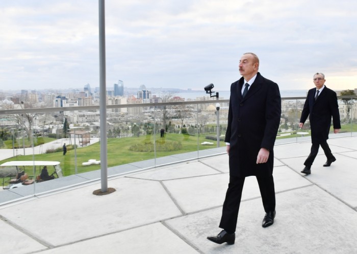İlham Əliyev Mərkəzi Parkın ikinci hissəsinin açılışında - YENİLƏNİB