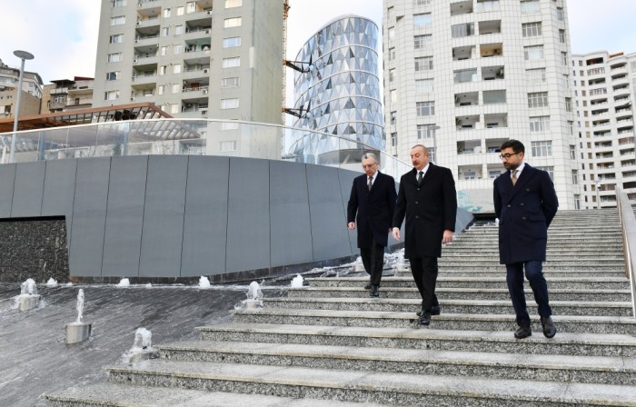 İlham Əliyev Mərkəzi Parkın ikinci hissəsinin açılışında - YENİLƏNİB