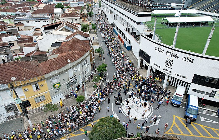 Braziliya Pele ilə vidalaşır - YENİLƏNİB (FOTO)