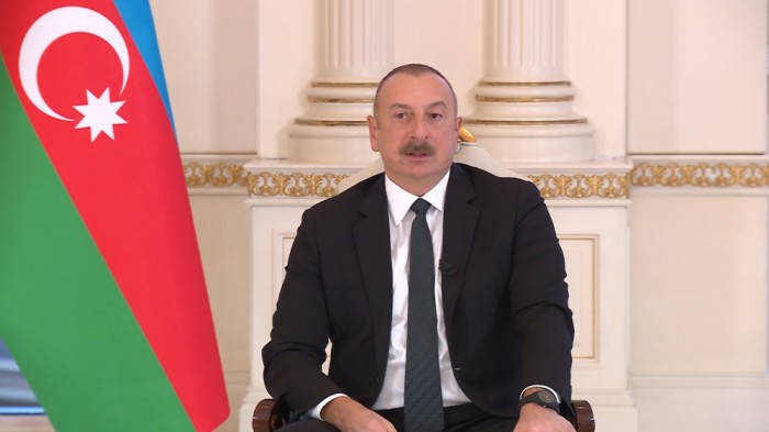 İlham Əliyev yerli televiziya kanallarına müsahibə verib - YENİLƏNİB (VİDEO)