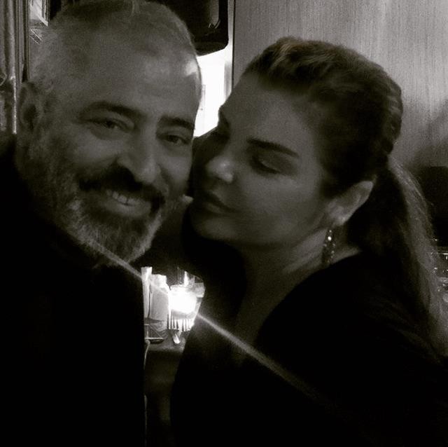 Türkiyədə müğənninin həbsdə olan əri vəfat etdi - FOTOLAR