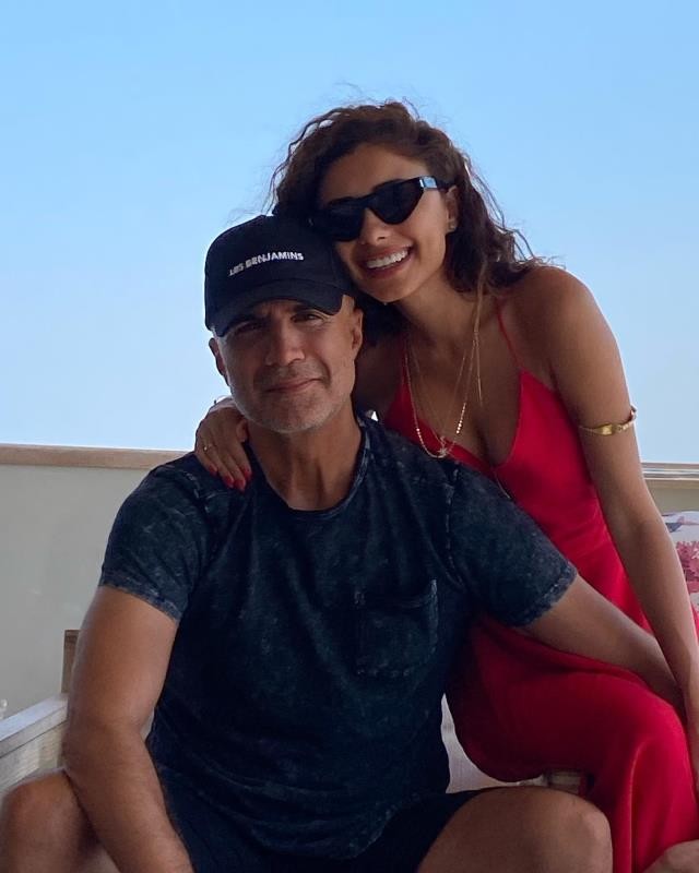 Özcan Dəniz özündən 22 yaş kiçik sevgilisi ilə evləndi  - FOTOLAR