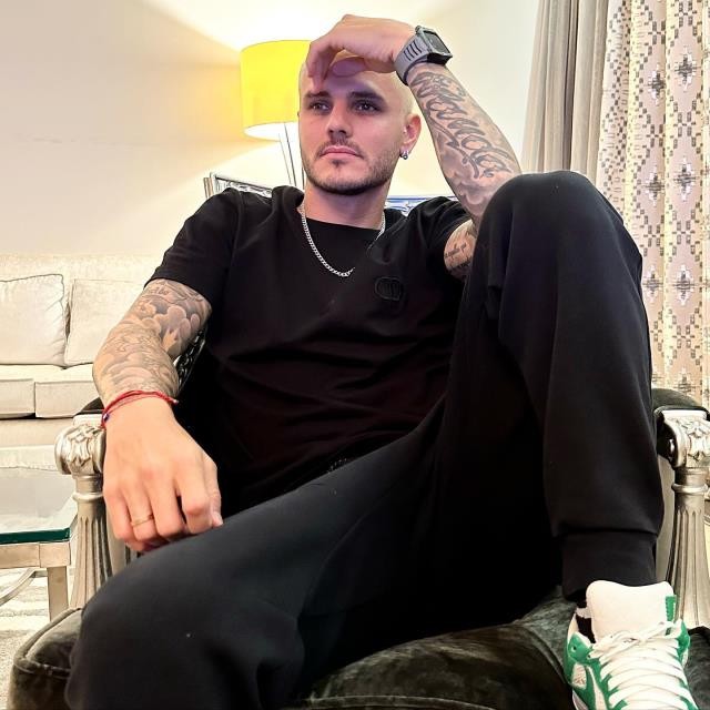 Hadisə "Qalatasaray"ın futbolçusu ilə sevgilidir? - VİDEO