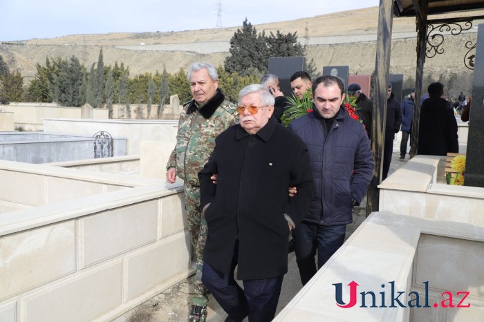 Ramiz Novruz dəfn edildi - FOTOLAR (YENİLƏNİB)
