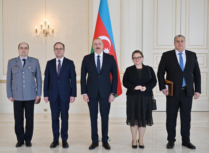Prezident yeni səfirin etimadnaməsini qəbul etdi - FOTO (YENİLƏNİB)