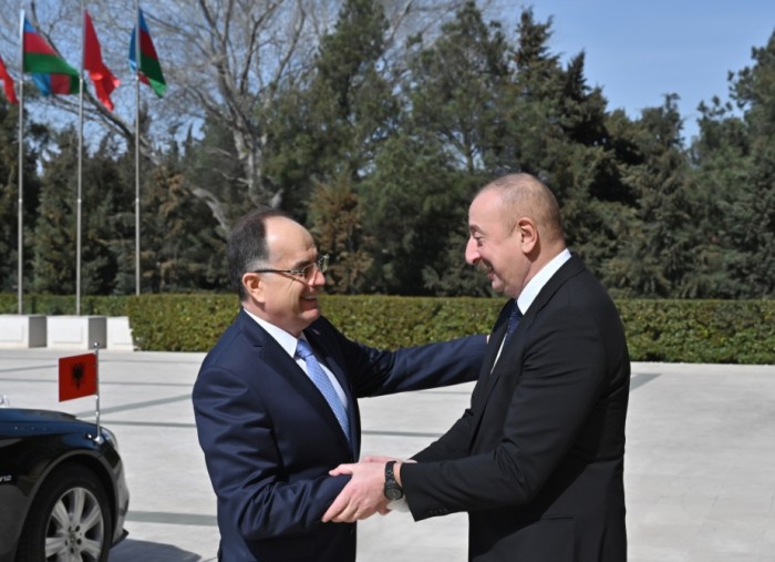 İlham Əliyev Albaniya Prezidenti ilə görüşüb - YENİLƏNİB (FOTO)