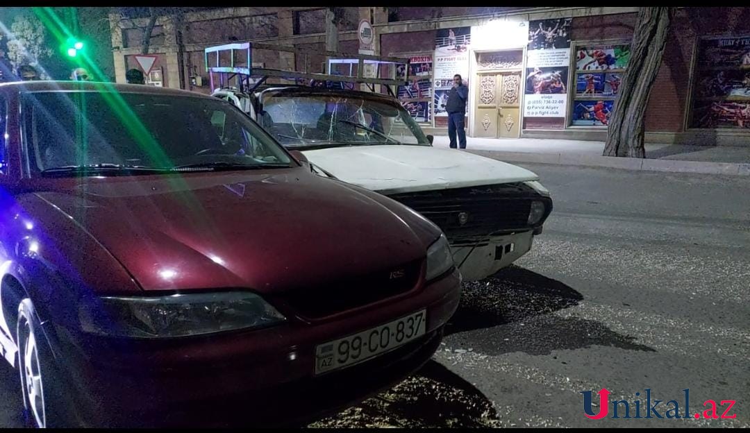 Gəncədə 3 avtomobil toqquşub, xəsarət alan var - FOTO