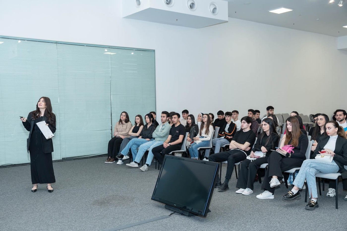 “MEDİAlab” layihəsi çərçivəsində tələbələr üçün infosessiya keçirildi - FOTOLAR