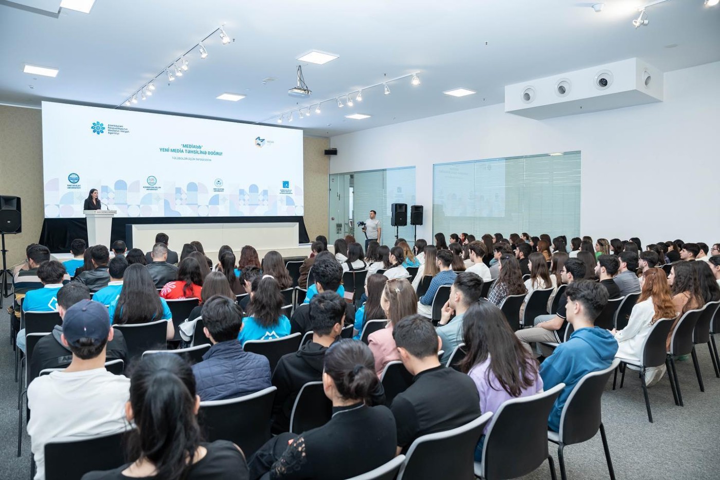 “MEDİAlab” layihəsi çərçivəsində tələbələr üçün infosessiya keçirildi - FOTOLAR