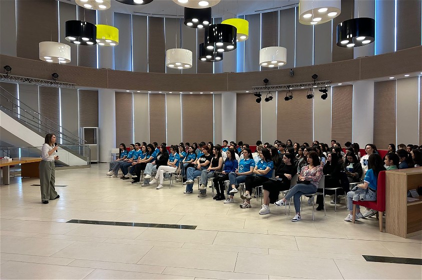 “MEDİAlab” layihəsi çərçivəsində tələbələr üçün seminar keçirildi - FOTOLAR