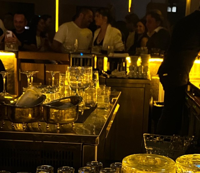 "Gülcemal"ın aktrisası iş adamı ilə sevgilidir - FOTOLAR