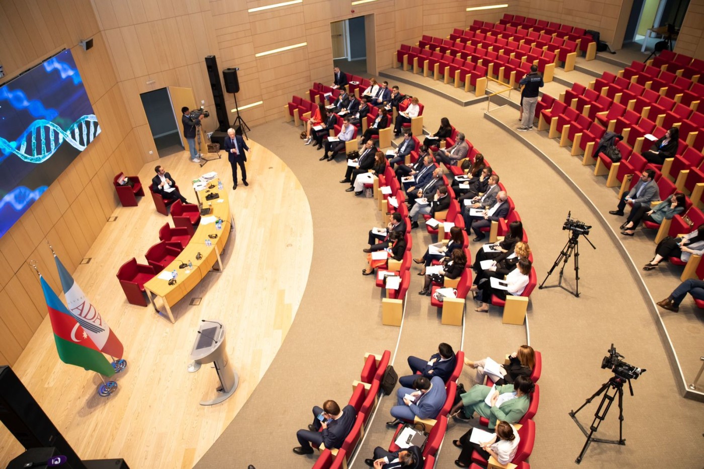 Mətbuat xidmətlərinin rəhbərləri üçün master-klas təşkil olunur - FOTOLAR