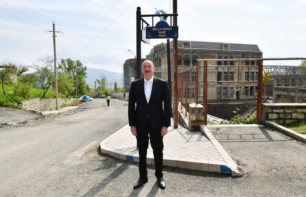 Şuşada Molla Pənah Vaqif və Pənahəli xan küçələrinin lövhələrinin açılışı olub - FOTO