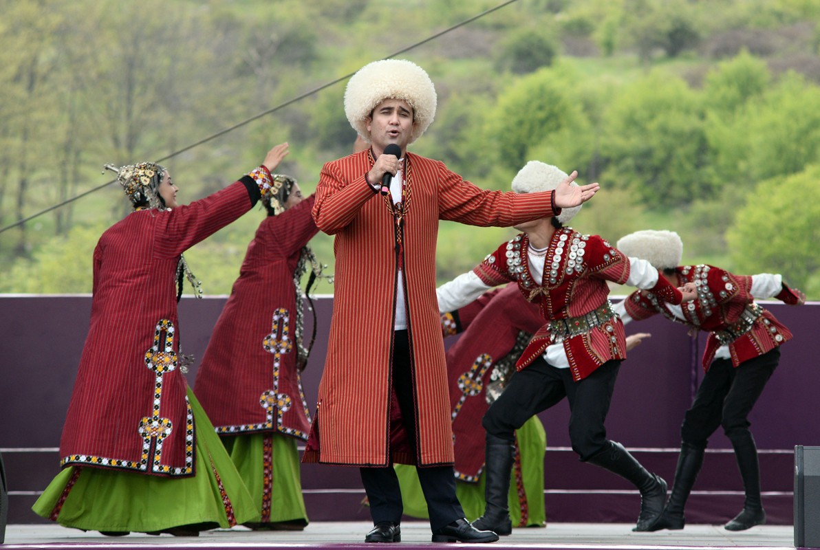 Cıdır düzündə "Xarıbülbül" festivalının açılış konserti olub - FOTOLAR