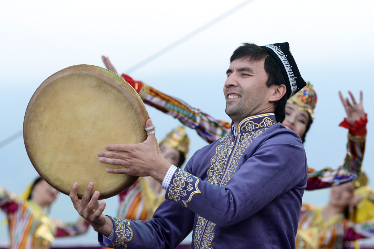 Cıdır düzündə "Xarıbülbül" festivalının açılış konserti olub - FOTOLAR