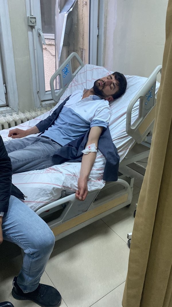 CHP-dən AK Partiyaya silahlı hücum: 4 nəfər yaralandı