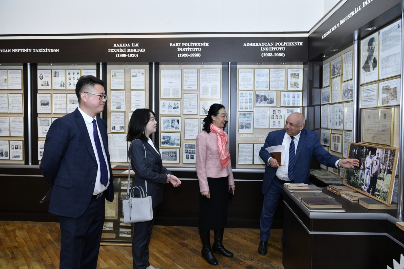ADNSU-nun rektoru Çinin səfiri ilə görüşüb - FOTO