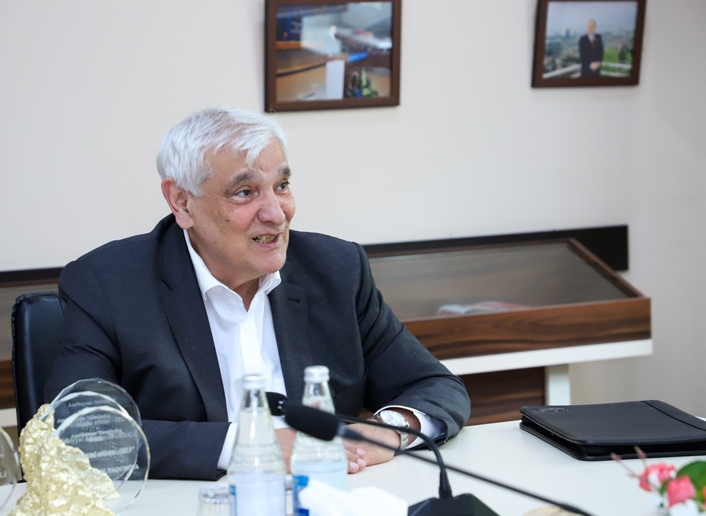 “Ədəbiyyat adamı – 2023” mükafatı təqdim edildi - FOTOLAR