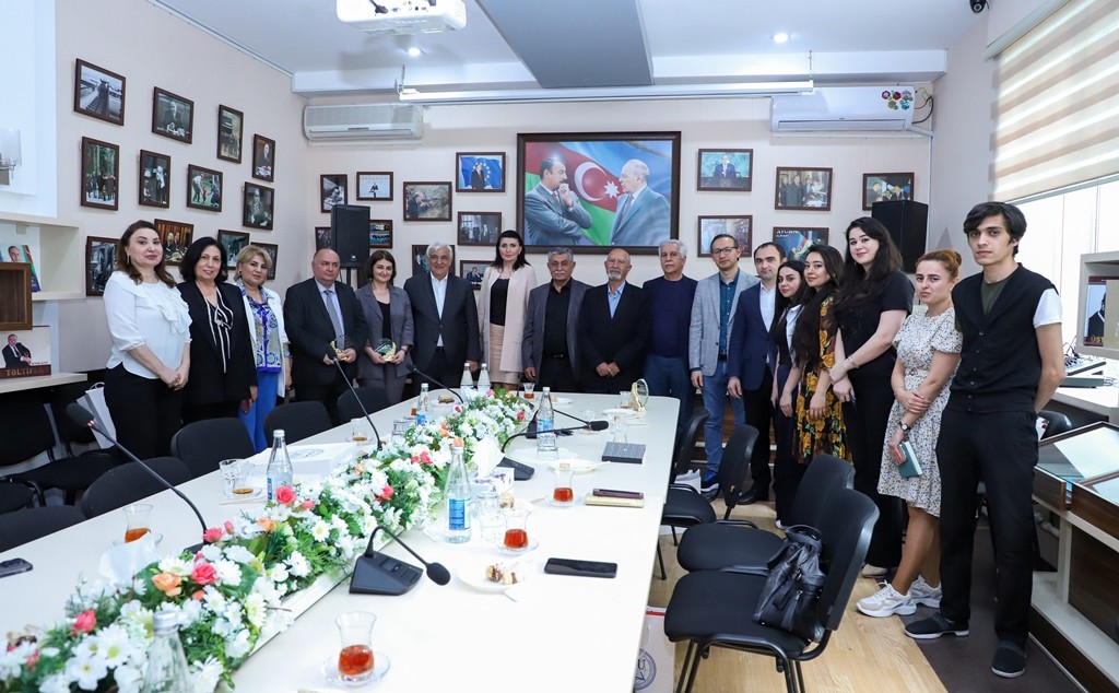 “Ədəbiyyat adamı – 2023” mükafatı təqdim edildi - FOTOLAR