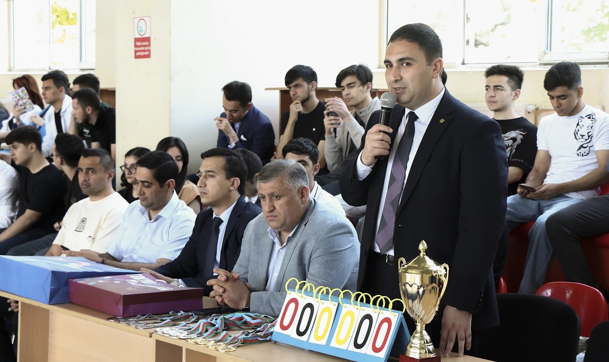 AzMİU-nun basketbolçu qızları arasında qalib müəyyənləşdi - FOTOLAR