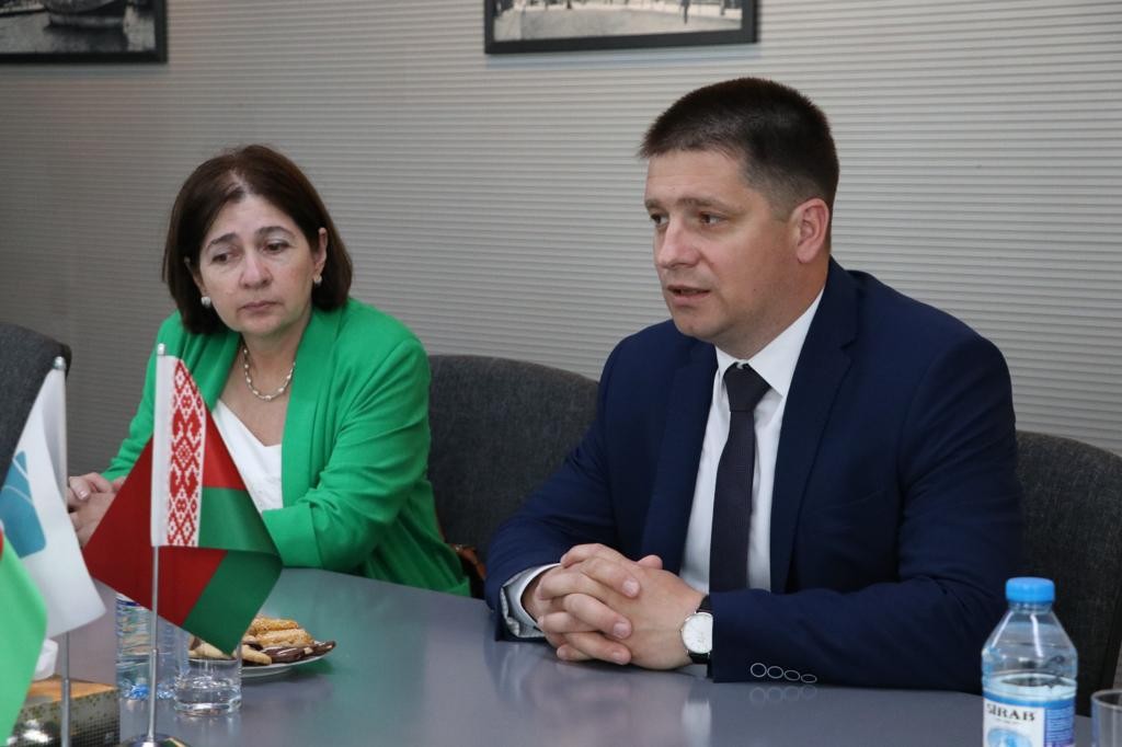 Belarusun təhsil nazirinin müavini ASAPES-də - FOTO