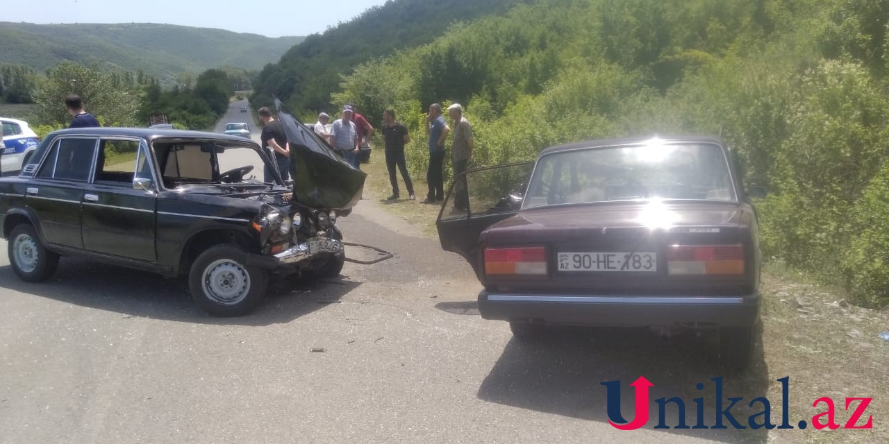 İki "VAZ" toqquşdu - yaralılar var (FOTO)