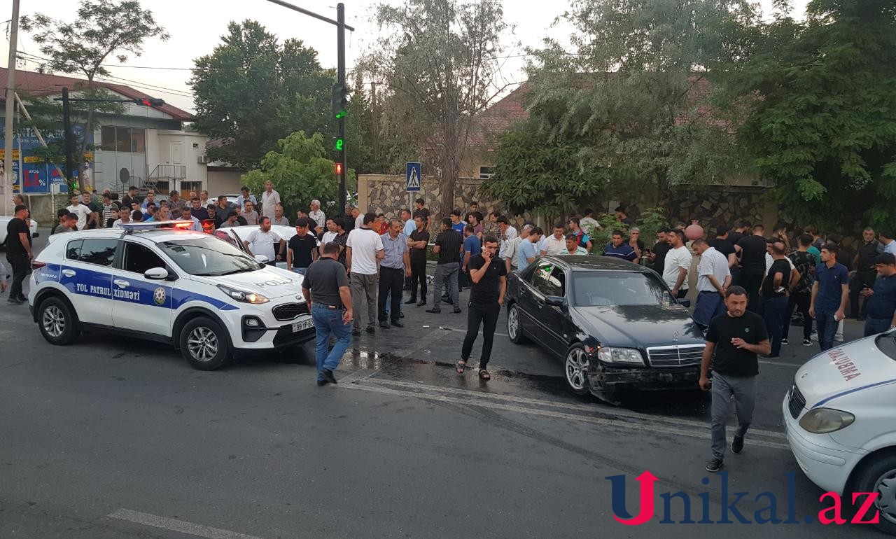Göyçayda iki avtomobil toqquşub, yaralılar var - FOTOLAR