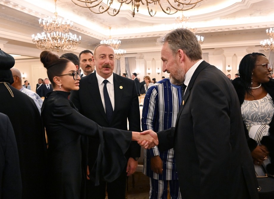 Ərdoğanın andiçmə mərasimindən maraqlı FOTOLAR