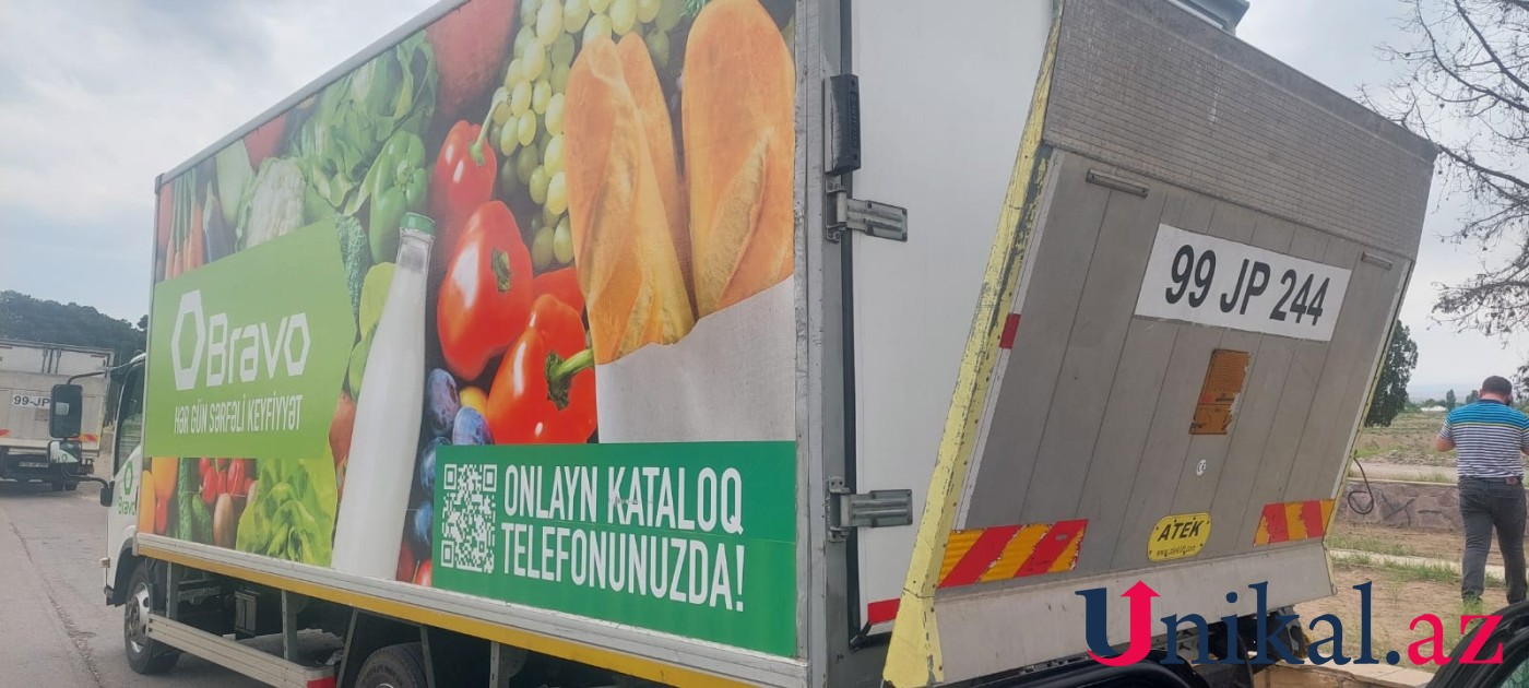 "Bravo"nun maşını qəzaya düşdü - XƏSARƏT ALANLAR VAR (FOTOLAR)